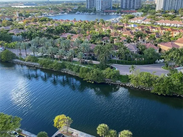 20505 E Country Club Dr APT 1739, Aventura, FL 33180