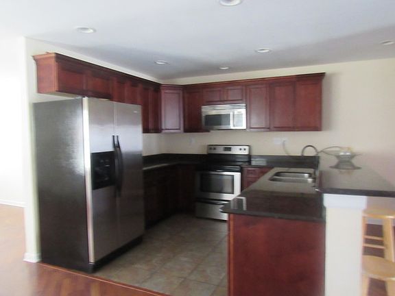 4th image of 2308 Blanchard Dr