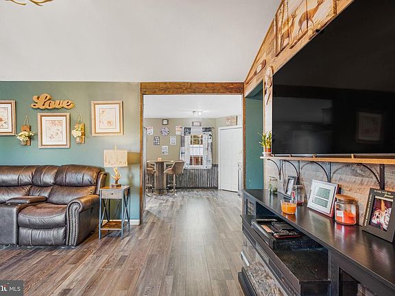 2nd image of 12254 Birkdale Rd