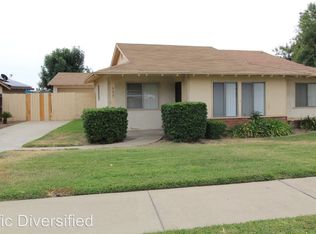9027 Hemlock St, Rancho Cucamonga, CA 91730