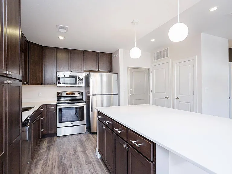Brookside Apartments — Photo 63