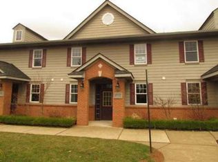 2533 Leach Rd, Rochester Hills, MI 48309