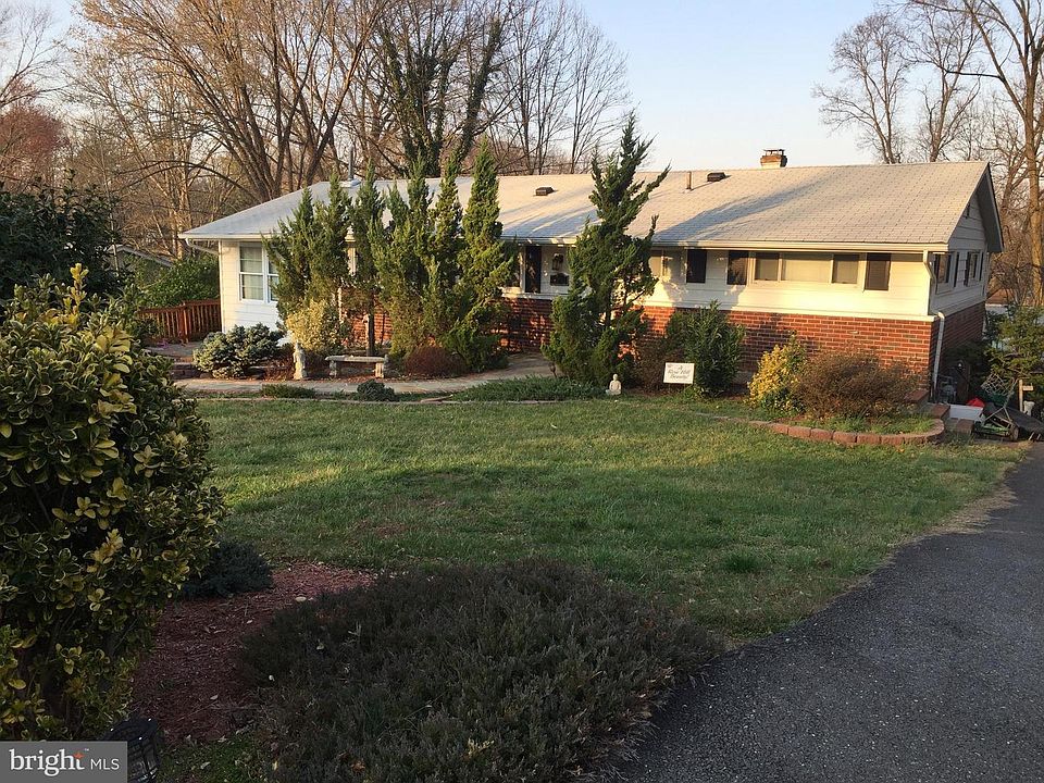 1st image of 6221 Driftwood Dr