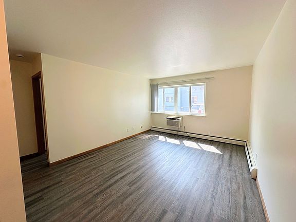4th image of 600 James St #101