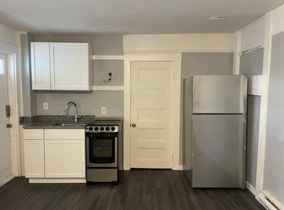 338 Summer St APT 3, Franklin, MA 02038