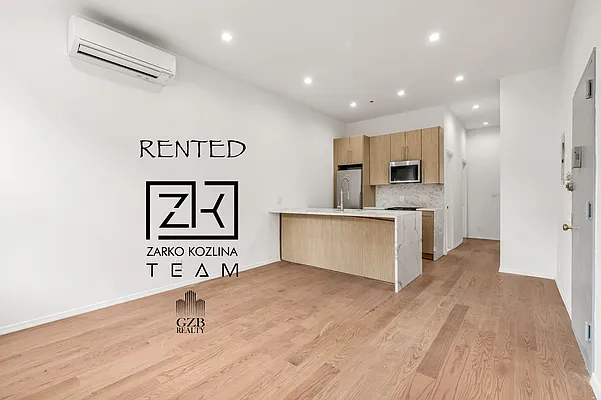 Rented by Avenues Real Estate | media 9