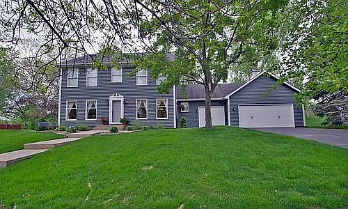 1st image of 670 Brentwood Ln