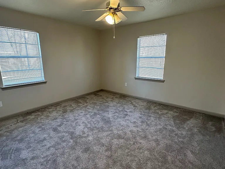 5561 Father Jaron St — Photo 7