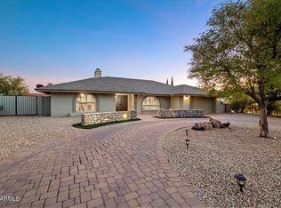 1125 E Hearn Rd, Phoenix, AZ 85022