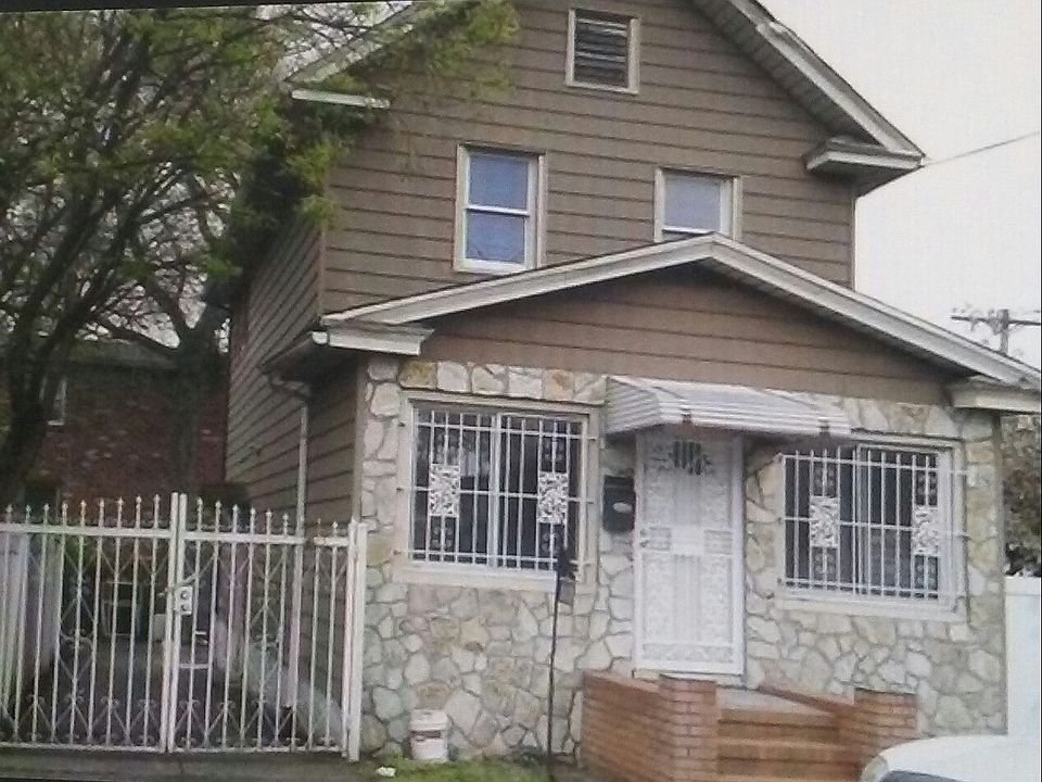 1st image of 133 Ave 224 St