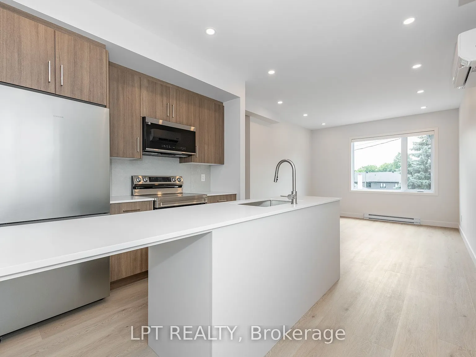2 bed, $2,200 — Photo 2