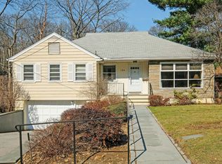 189 Norman Rd, New Rochelle, NY 10804