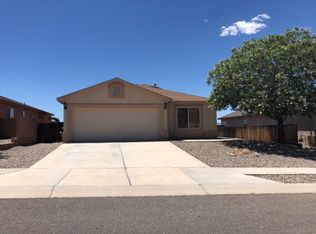 115 Avenida Jardin, Los Lunas, NM 87031