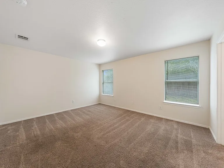 6402 Candleview Ct — Photo 14