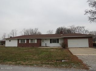 1477 Old Towne Estates Rd #DU, Du Quoin, IL 62832
