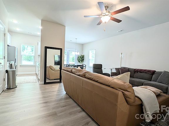5th image of 8033 Alderton Ln