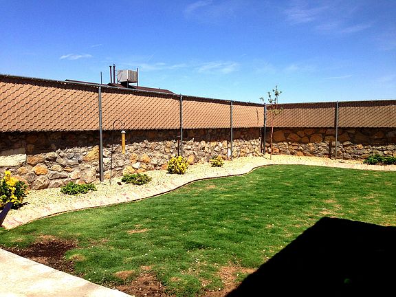 Complete privacy all around!