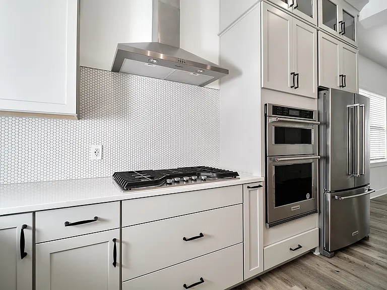 519 Fulton St — Photo 17