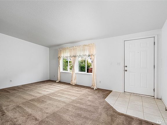 4th image of 2323 44th Ln SW #34