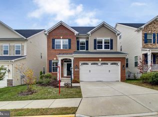 7309 Hayfield Rd, Alexandria, VA 22315