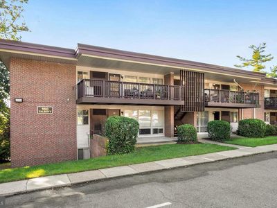 160 Talbott St, Rockville, MD, 20852