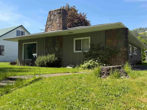 812 Maple St, Kamiah, ID 83536
