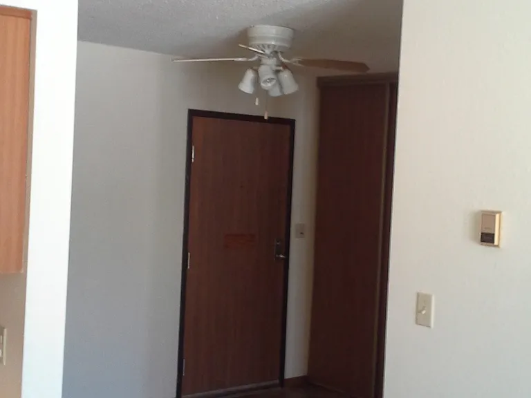 908 Spring Rd #B204 — Photo 6