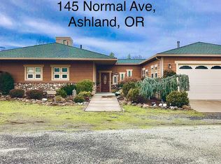 145 Normal Ave, Ashland, OR 97520