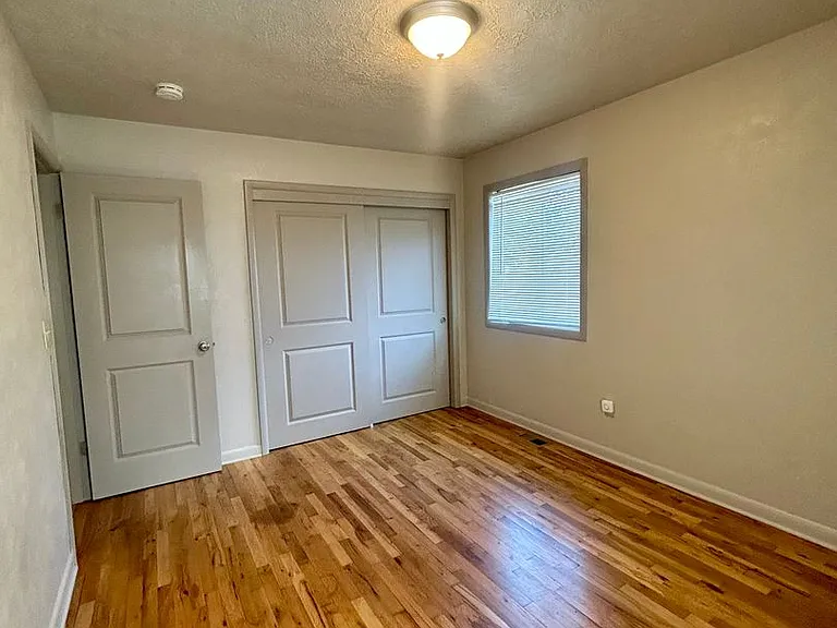 2640 4th St NE — Photo 12