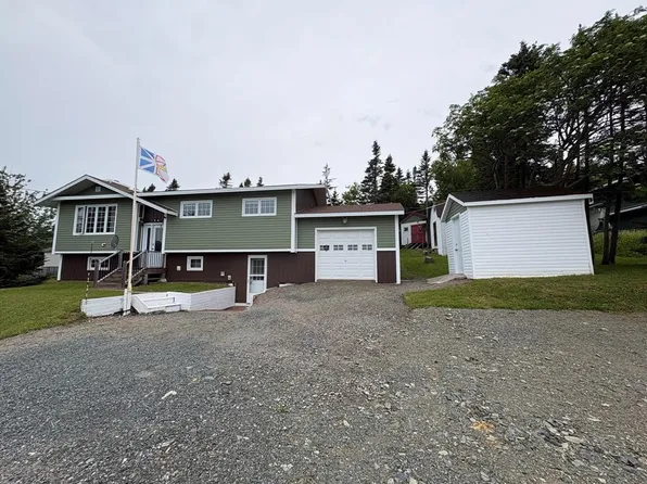 14 Juniper Road, St Anthony, NL A0K4S0
