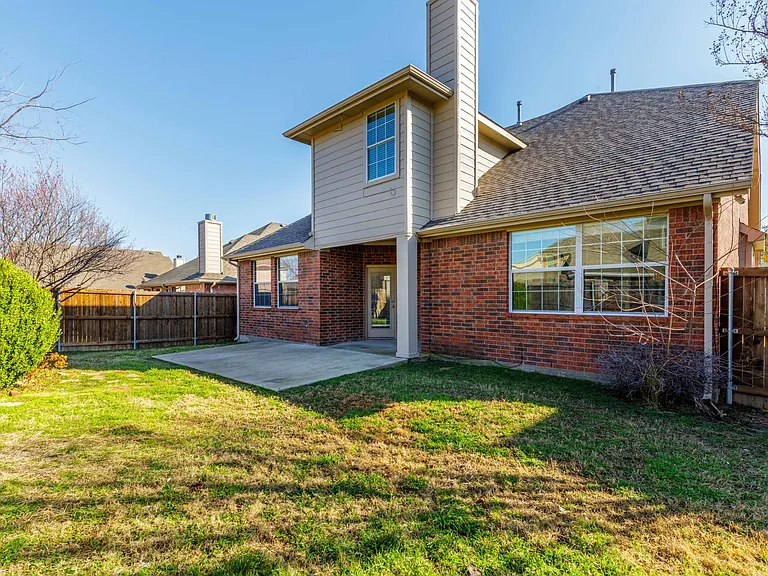 5904 Silver Buckle Dr — Photo 14