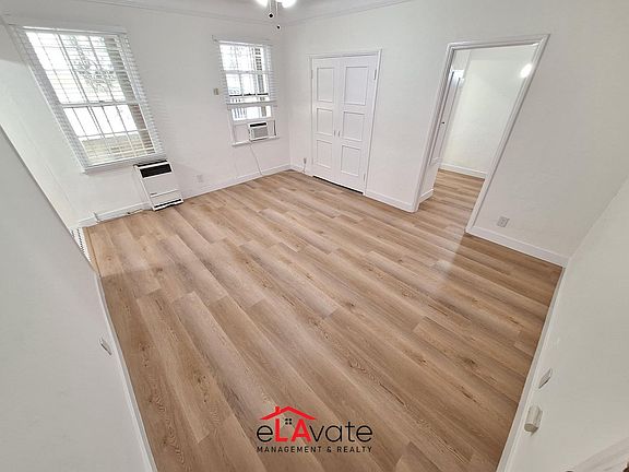 3rd image of 129 S Oakhurst Dr #898