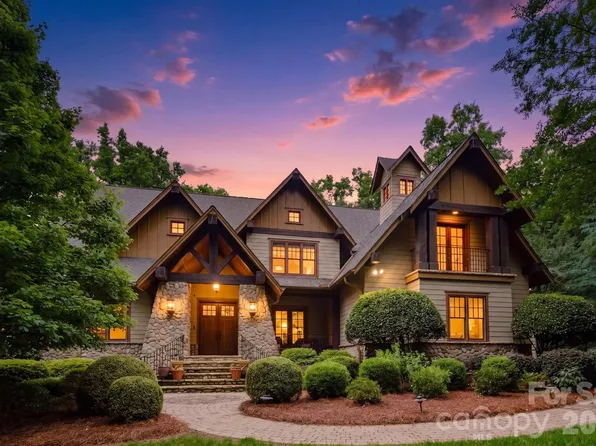 10930 Green Heron Ct, Charlotte, NC 28278