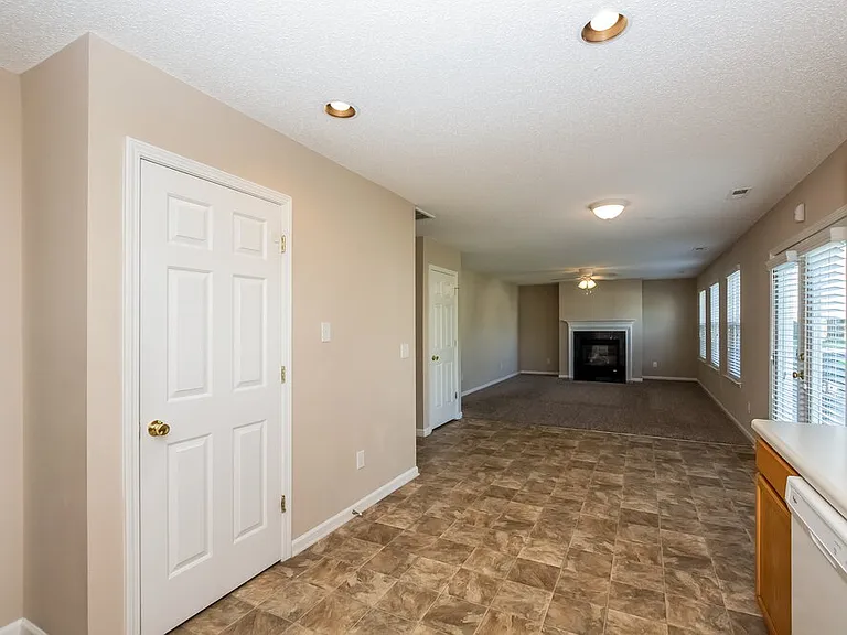 6629 Rustic View Ct — Photo 7