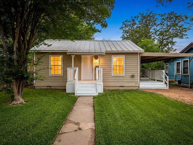 250 Koehler Ct — Photo 34