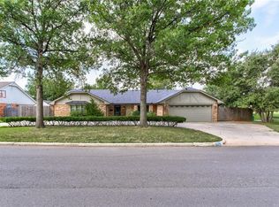 9813 Lakeshore Dr, Oklahoma City, OK 73120