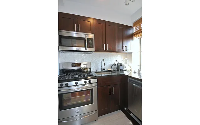 Rented by Douglas Elliman | media 31