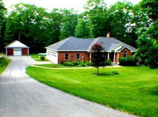 218 Stawicki Rd, North Grosvenordale, CT 06255