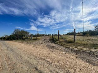 207 Webb Rd, Laredo, TX 78045