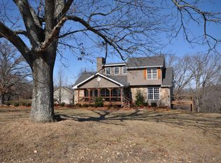 1628 Center Rd, Ozark, MO 65721