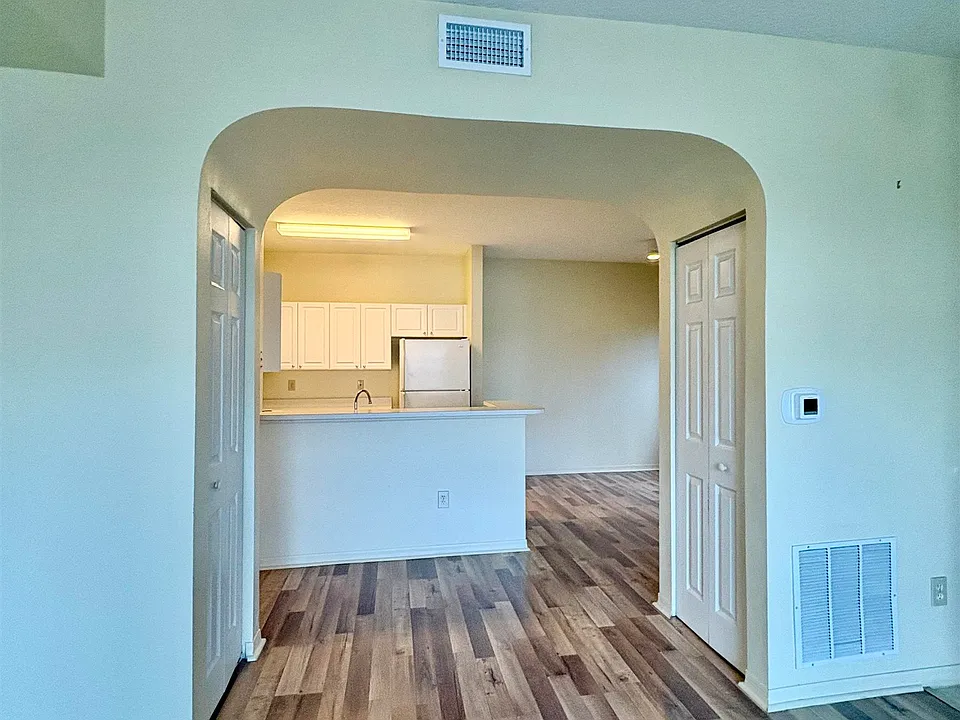 25113 Harbour Vista Cir