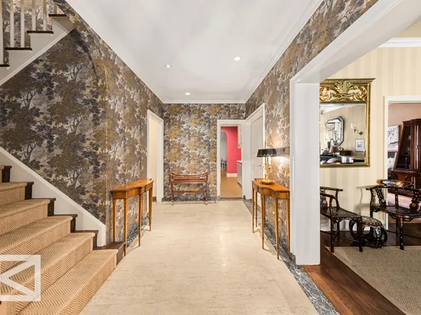 115 East 67th Street image 4 of 17