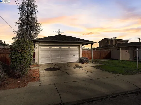 14718 Fisk Ct, San Leandro, CA 94579