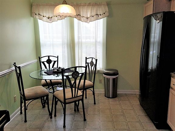 Breakfast nook