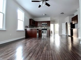 6611 Myrtle Ave, Ridgewood, NY 11385