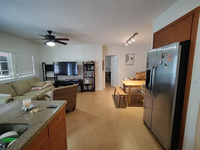1823 S Bayshore Ln — Photo 34