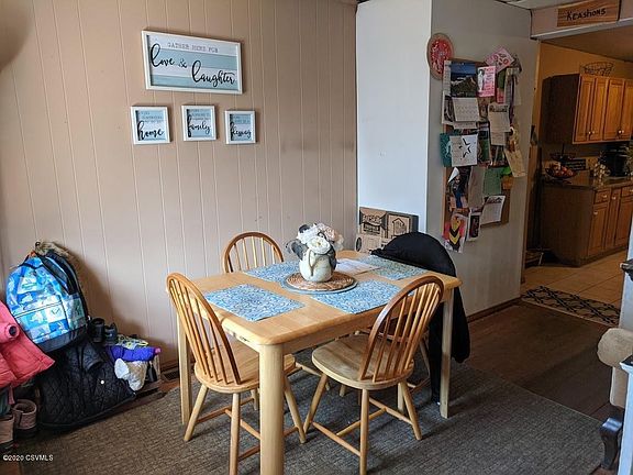 3rd image of 51 S Quince St