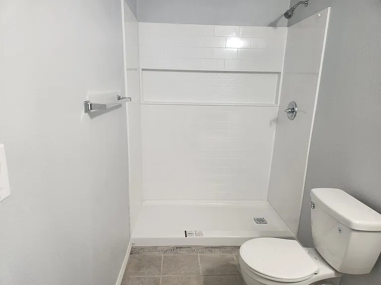2565 E Hayes Dr — Photo 6
