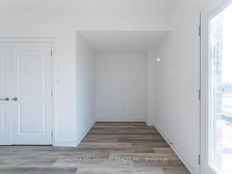 120 Court Dr #29 — Photo 26