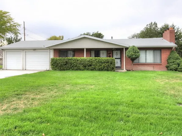 5521 Hunters Hill Rd, Birmingham, AL 35210